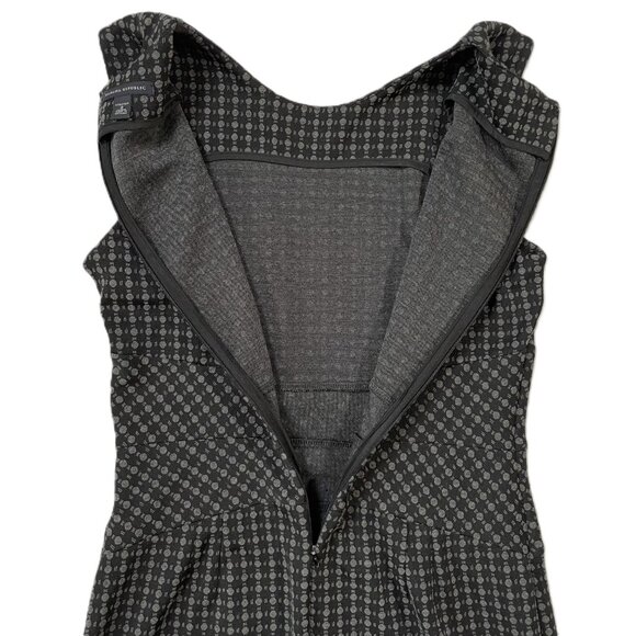 Banana Republic Graphic Sheath Dress Size 8 Black Gray Ponte Knit - Picture 7 of 16